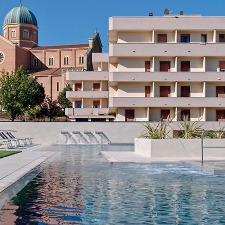 Hotel Terme Marco Polo Монтегрото Терме Екстериор снимка