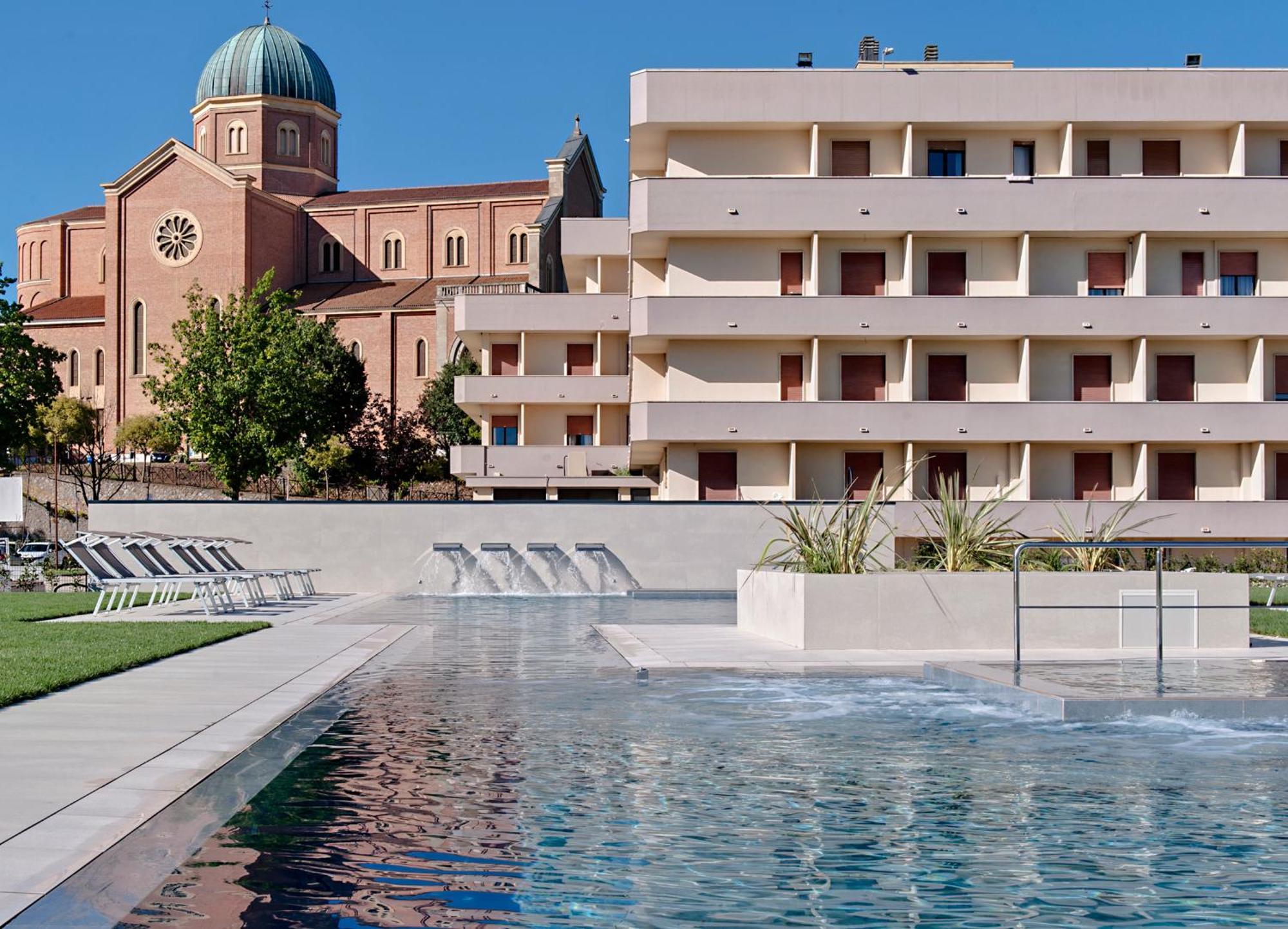 Hotel Terme Marco Polo Монтегрото Терме Екстериор снимка