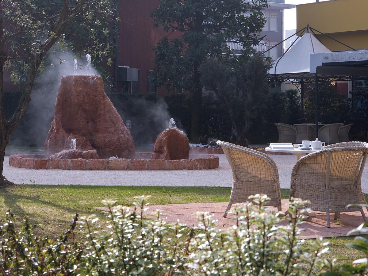 Hotel Terme Marco Polo Монтегрото Терме Екстериор снимка